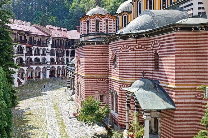 unique-experience-to-sleep-in-rila-monastery