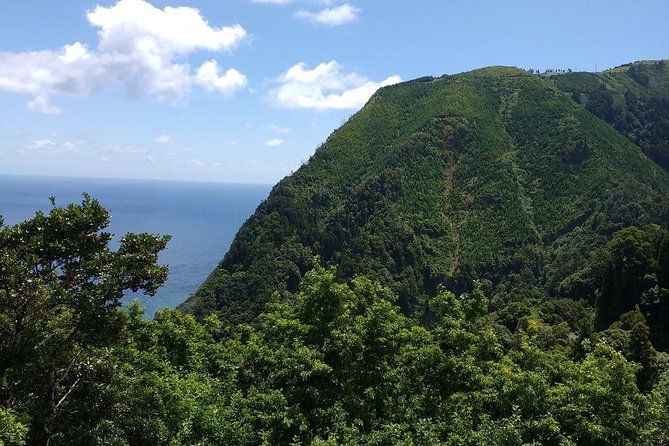 van-scenic-tour-northeast-village-full-day-with-lunch-shared