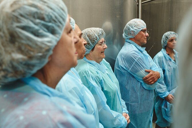 visit-la-antigua-cheese-factory-cheese-tourism