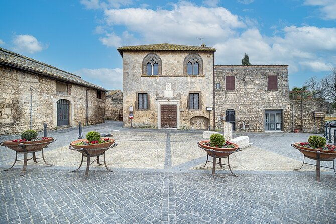 visit-the-etruscan-underground-heritage-site-of-tarquinia