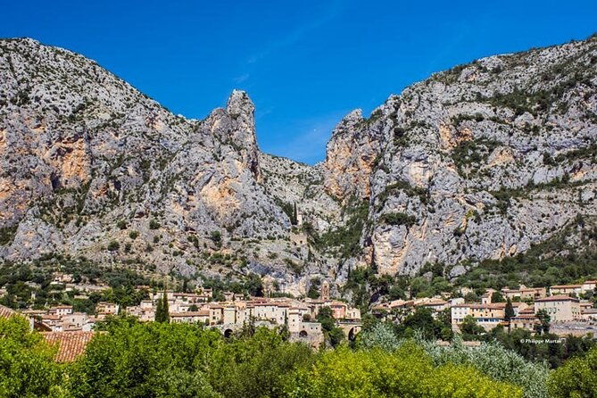 visit-the-lavender-fields-the-verdon-gorge-and-moustiers-2