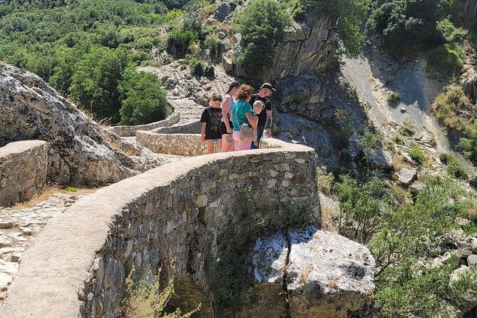 vlores-outdoor-amantia-archeological-park-brataj-bridge