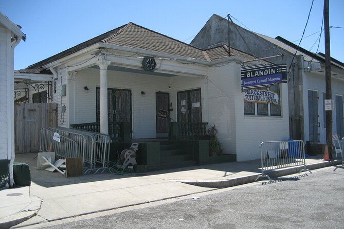 walking-the-treme-a-self-guided-audio-tour-of-new-orleans