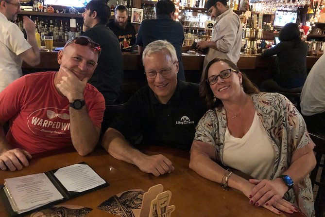 walking-tour-historic-chicago-pubs-in-river-north-and-the-loop