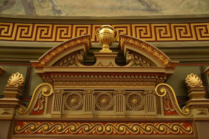 walking-tour-of-bucharest