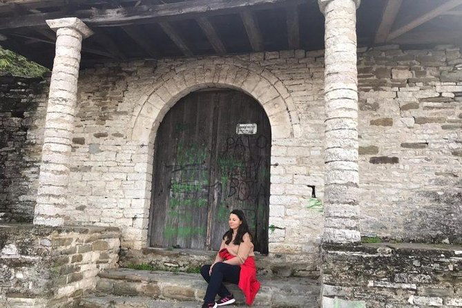 walking-tour-the-old-bazaar-cfake-dunavat-ali-pasha-bridge