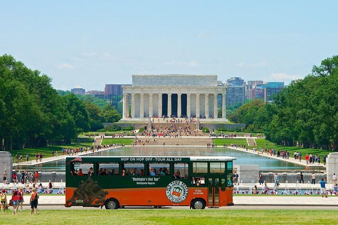 washington-dc-hop-on-hop-off-trolley-tour-with-15-stops