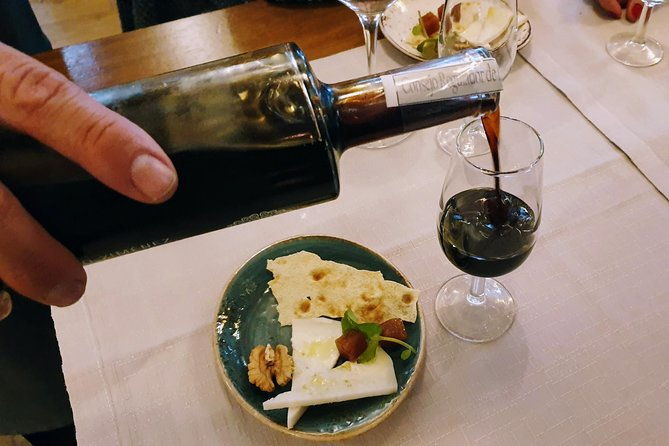wine-tasting-in-granada-2