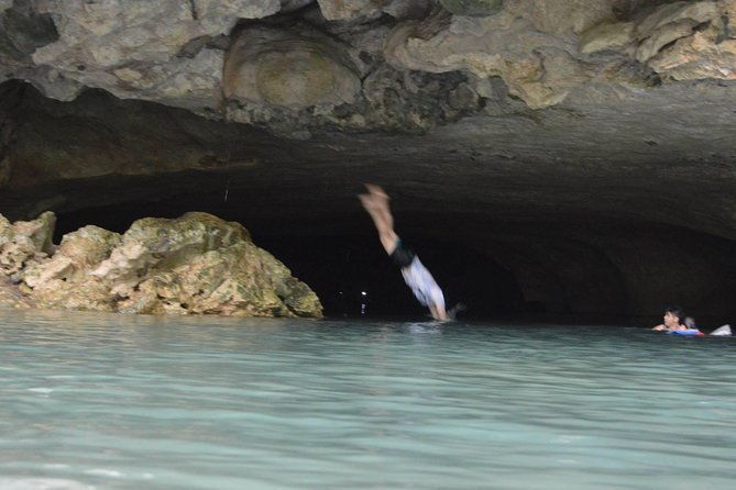 xunantunich-and-cave-explore-pickup-from-ambergris-caye-v-i-v