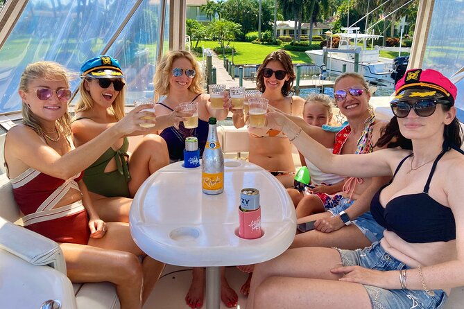 yacht-charter-in-palm-beach-with-crew-2