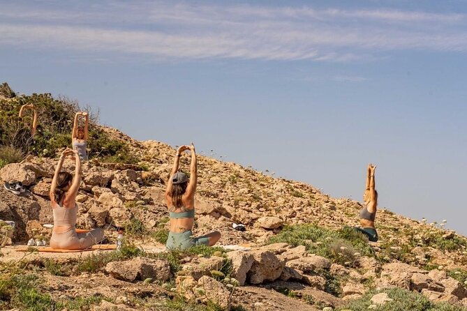 yoga-brunch-by-the-sea-in-ibiza