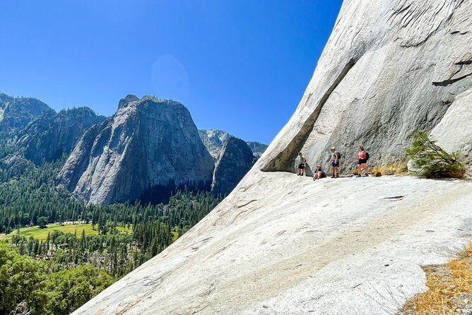 yosemite-magic-highlights-sunset-and-smores
