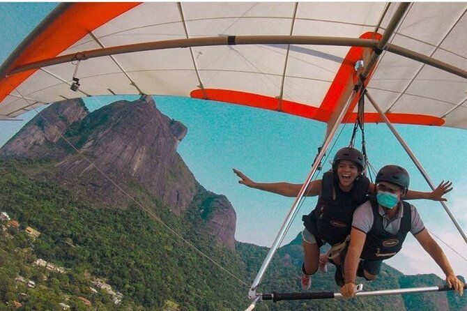 1-hour-hang-gliding-paragliding-full-package-experience-in-rio