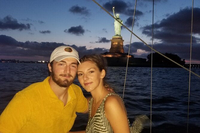 1-hour-private-charter-in-new-york-harbor-for-up-to-6-people