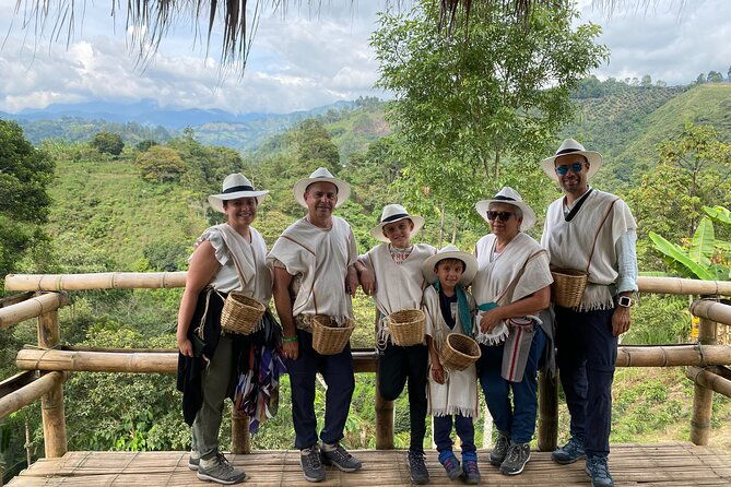 2-days-experience-cocora-salento-filandia-coffee-hotsprings