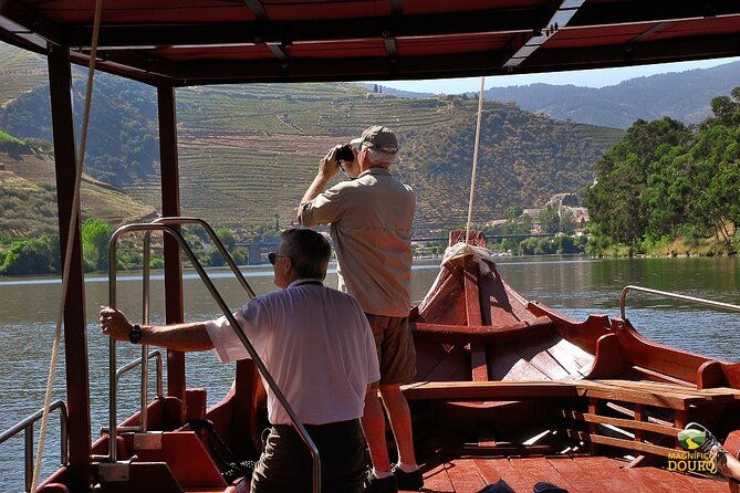 2-hour-rabelo-boat-tour-in-pinhao