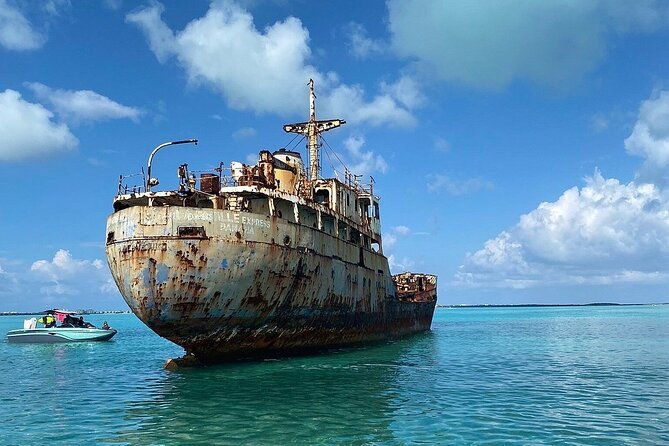 2-hours-private-charter-tour-in-turks-and-caicos
