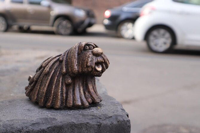 20-dog-statues-in-budapest-a-unique-tour