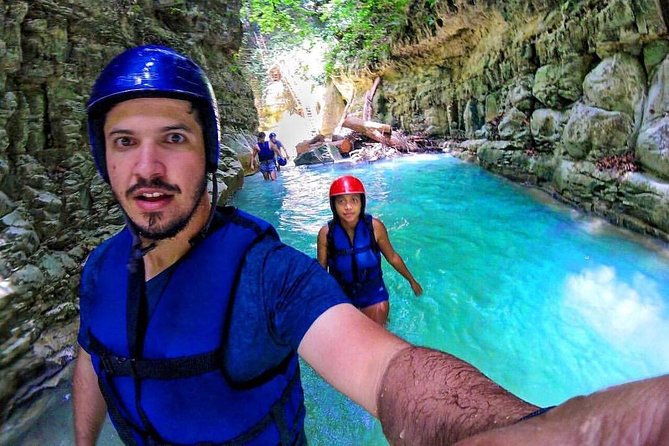 27-waterfalls-with-locals-expert-guides-from-damajagua-entrance
