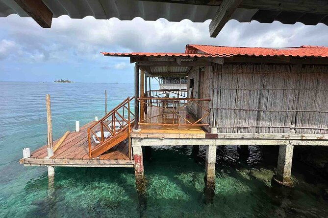 2d-1n-over-the-ocean-cabin-in-san-blas-includes-meals-and-tour