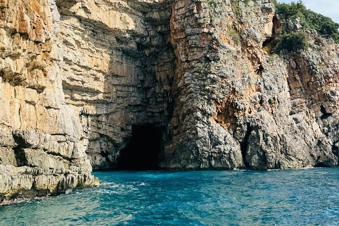 3-hours-private-blue-cave-adventure