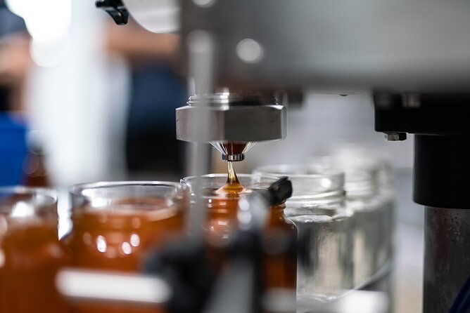 30-minute-guided-honey-tasting-activity-in-melini