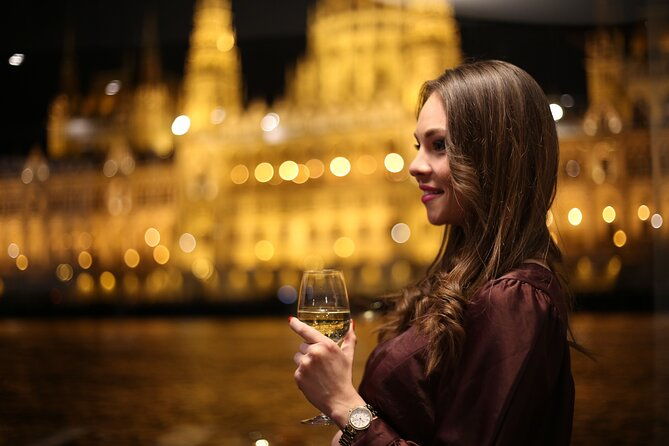 4-course-dinner-cruise-with-piano-show-2