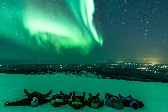 4-day-northern-lights-adventure-ice-caves-4x4-super-jeeps