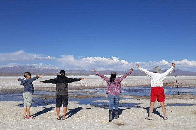 4-days-uyuni-salt-flats-with-english-guide-by-bus-from-la-paz