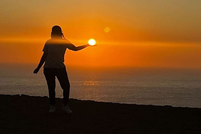 4-hrs-golden-shadows-trek-in-paracas-national-reserve