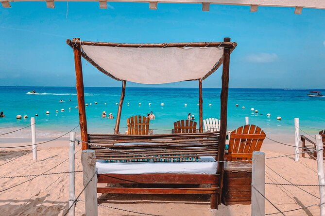 a-day-on-the-beach-at-nena-beach-to-rest-on-isla-baru-in-cartagena