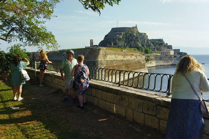 achillion-palace-and-corfu-town-half-day-private-tour
