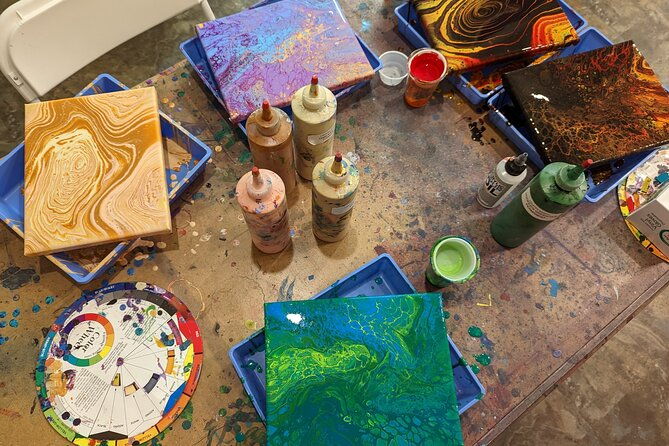 acrylic-pour-painting-class-in-estes-park-colorado