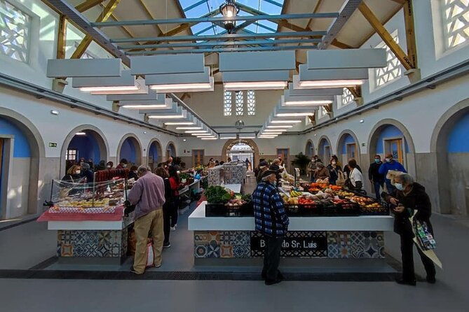 algarve-wines-tasting-shared-experience-at-mercado-municipal-de-silves-2