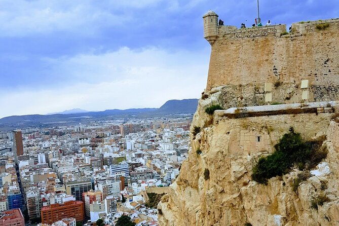 alicante-elche-transport-guide-and-monuments