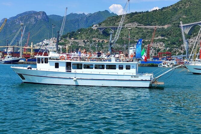 amalfi-coast-by-boat-with-aperitif-lunch-and-sea-breaks