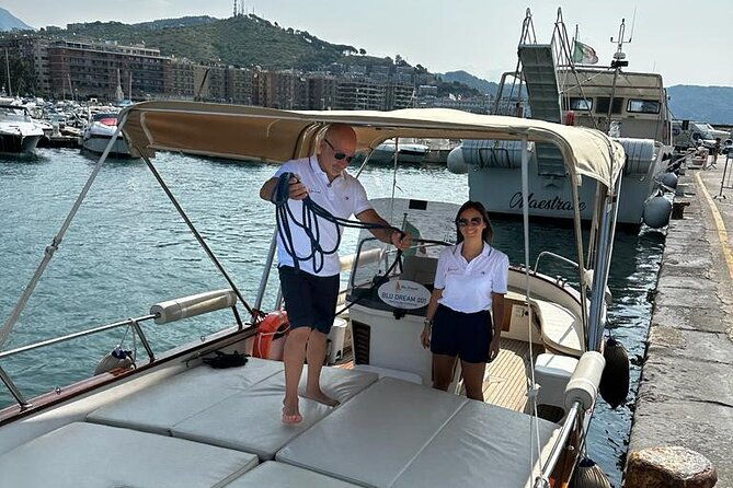 amalfi-coast-or-capri-private-boat-tour
