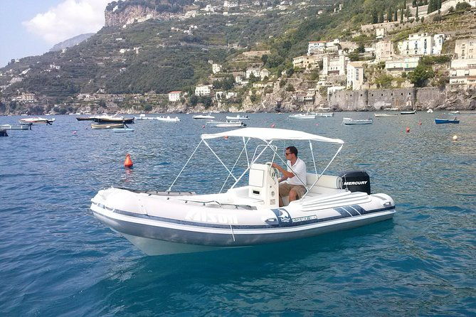 amalfi-coast-self-drive-boat-rental