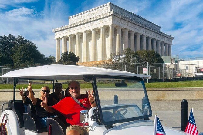 american-history-and-dc-monuments-tour-by-covered-vintage-car