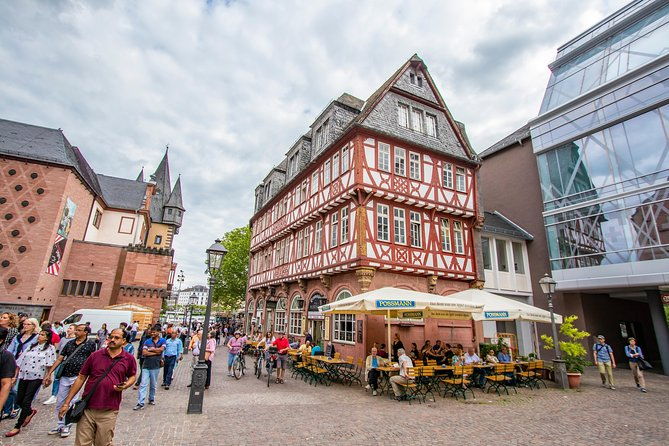 architectural-frankfurt-private-tour-with-a-local-expert