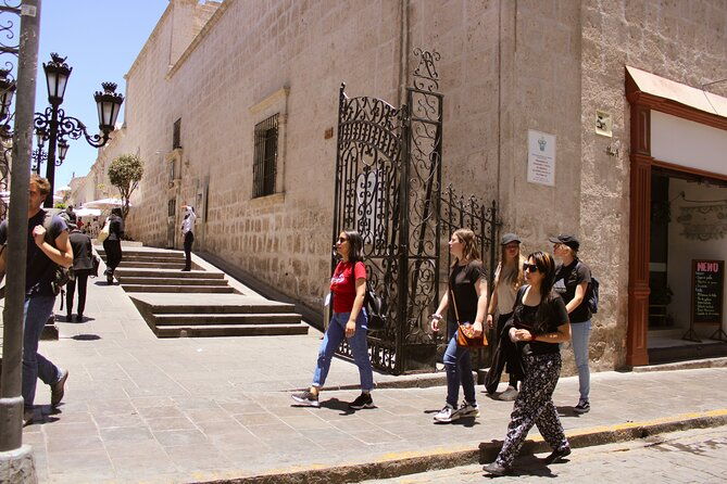 arequipa-food-tour-ancestral-cuisine-city-tour