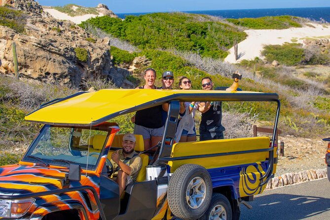 aruba-natural-pool-and-indian-cave-rugged-jeep-safari