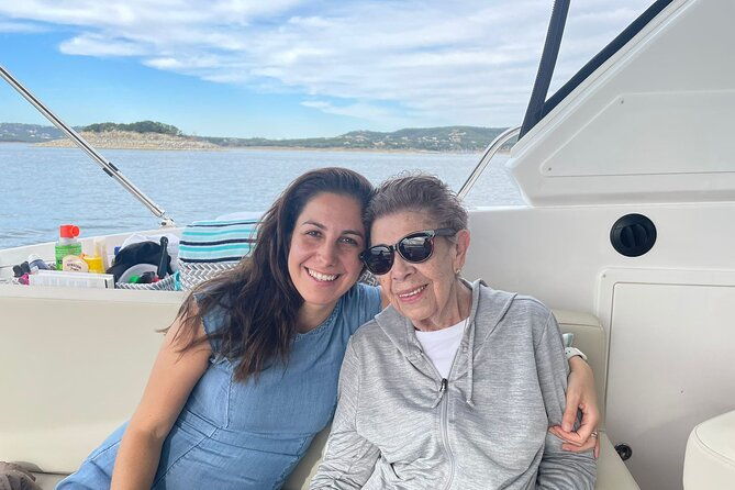 austin-yacht-charter-experience-on-lake-travis