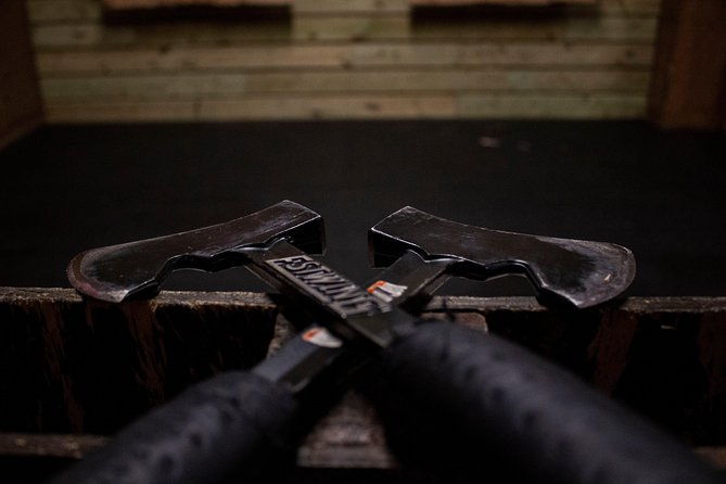 axe-throwing-2