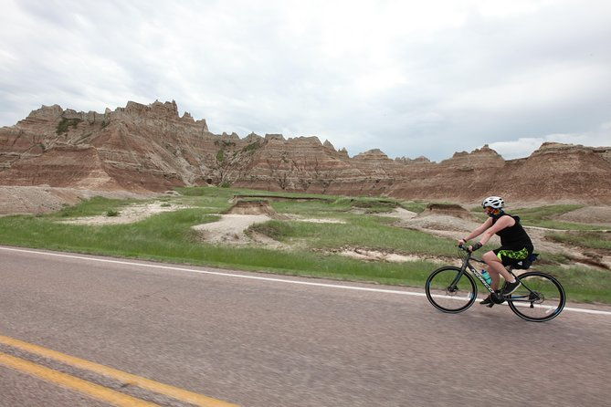 badlands-national-park-by-bicycle-private-2