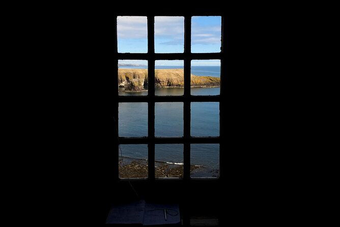 balmoral-craigievar-dunnottar-crathes-castles-tour-from-aberdeen