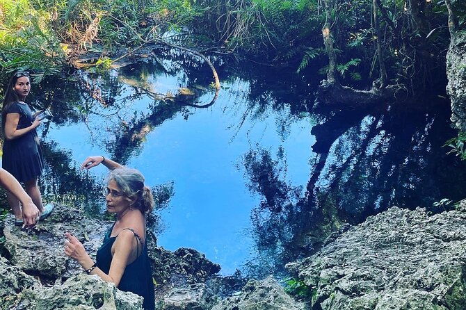 bat-snakes-cave-hidden-fresh-spring-beach-food-fullday-tour