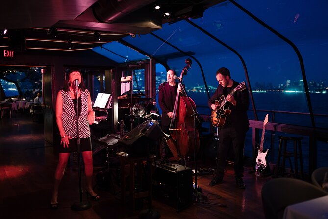 bateaux-new-york-dinner-cruise