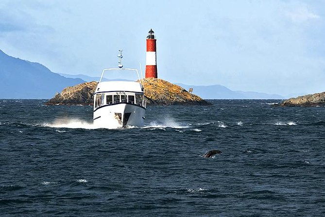 beagle-channel-navigation-on-yacht