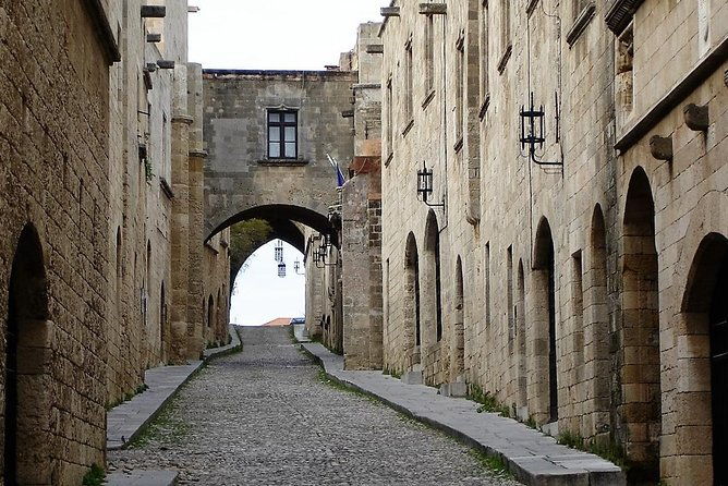best-of-lindos-rhodes-guided-private-tour-half-day-groups-up-19-people